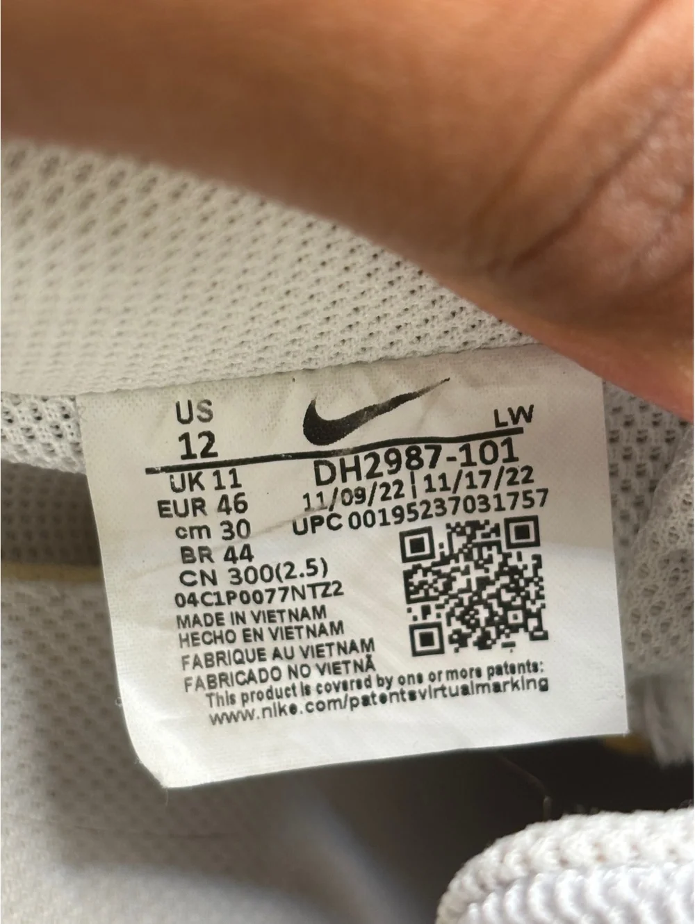 Nike court vision low white black